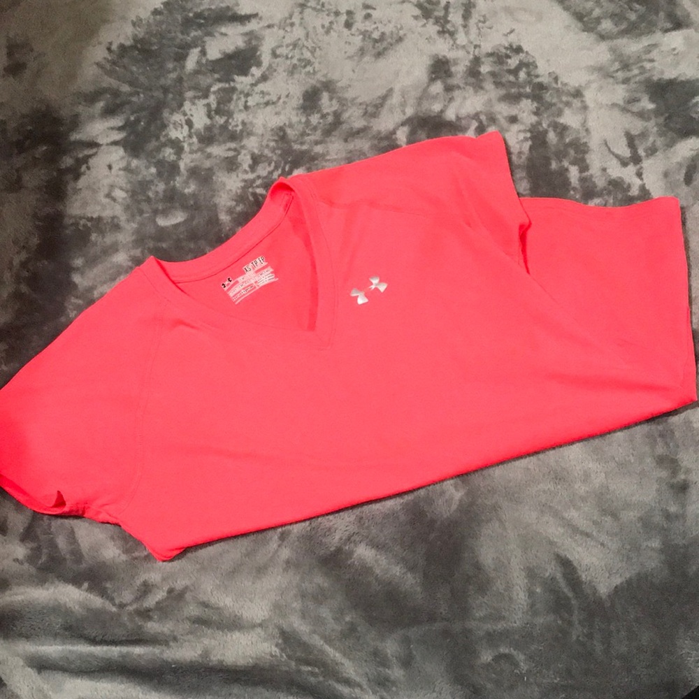 Under Armour short sleeve workout top
